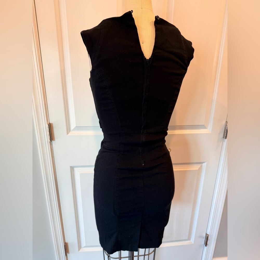 Black Bodycon Mini Dress Size 4 Sleeveless Little Black Dress - Picture 2 of 9